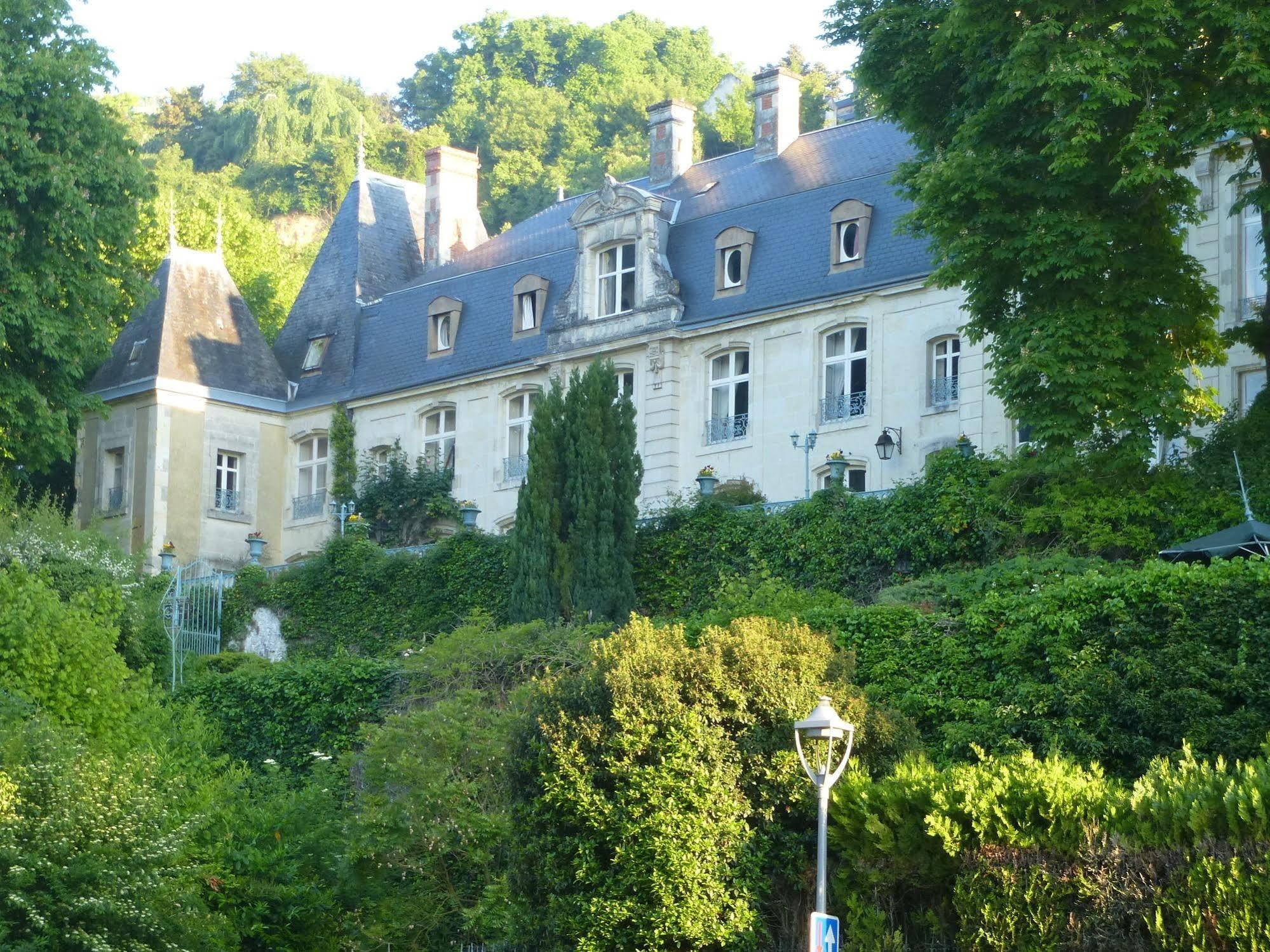 Chateau De La Voute Bed & Breakfast Troo Exterior photo